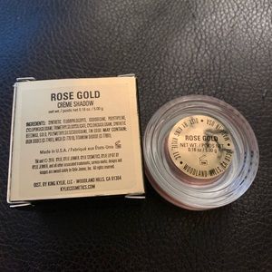 Kylie Cosmetics Makeup - Kylie Cosmetics Creme Shadow Rose Gold Kylie Cosmetics Makeup - Kylie Cosmetics Creme Shadow Rose Gold